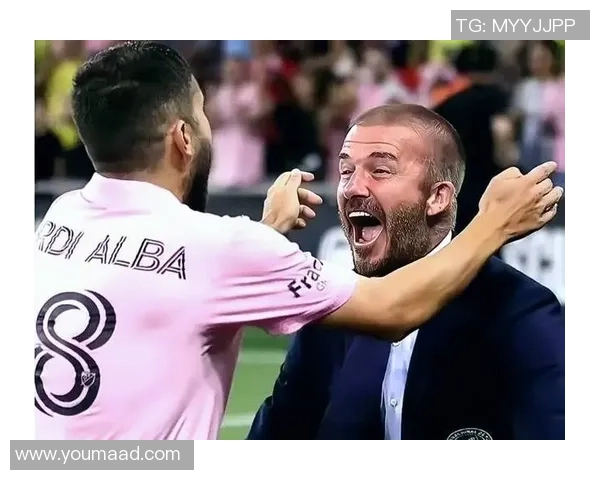 世界足球巨星同框合影 众星云集共谱绿茵传奇