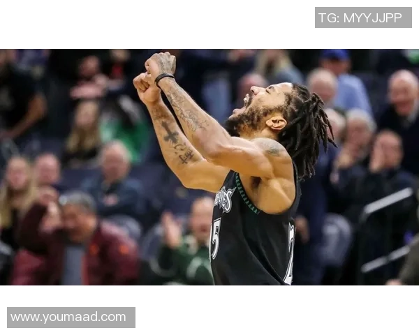 昔日绿茵巨星身材走形引热议再度引发球迷对自律话题关注