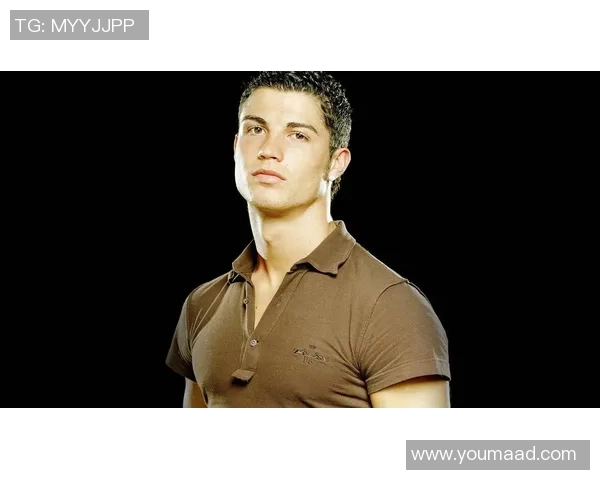 最喜欢的足球明星形象解析与球场风采展示